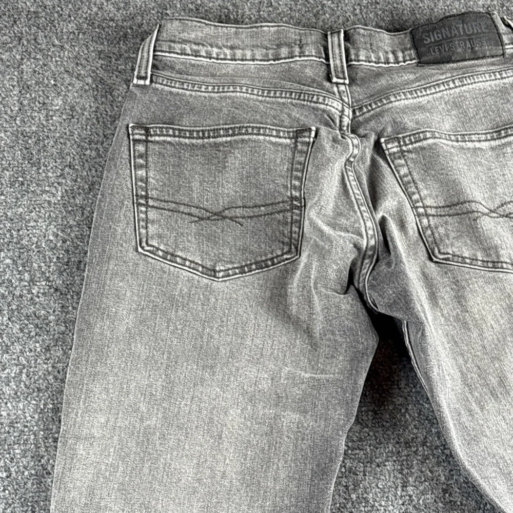 Signature by Levi Strauss & Co. Men's Slim Fit Jeans Grey Charcoal W28 L30 Y2K